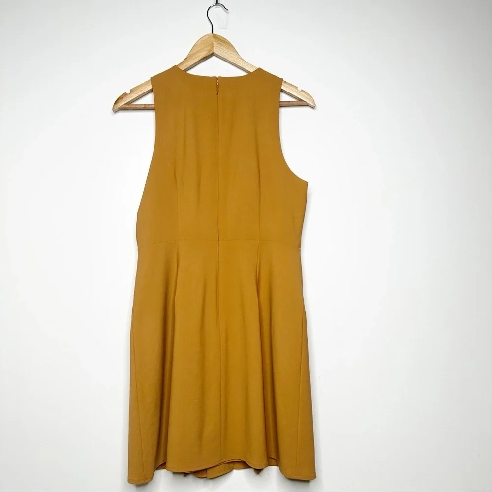 J. Crew Pleated Mini Dress in Tollegno 1900 Italian Bi-Stretch Wool Blend Size 6